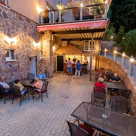 M - Vranovska Plaz Feriested *